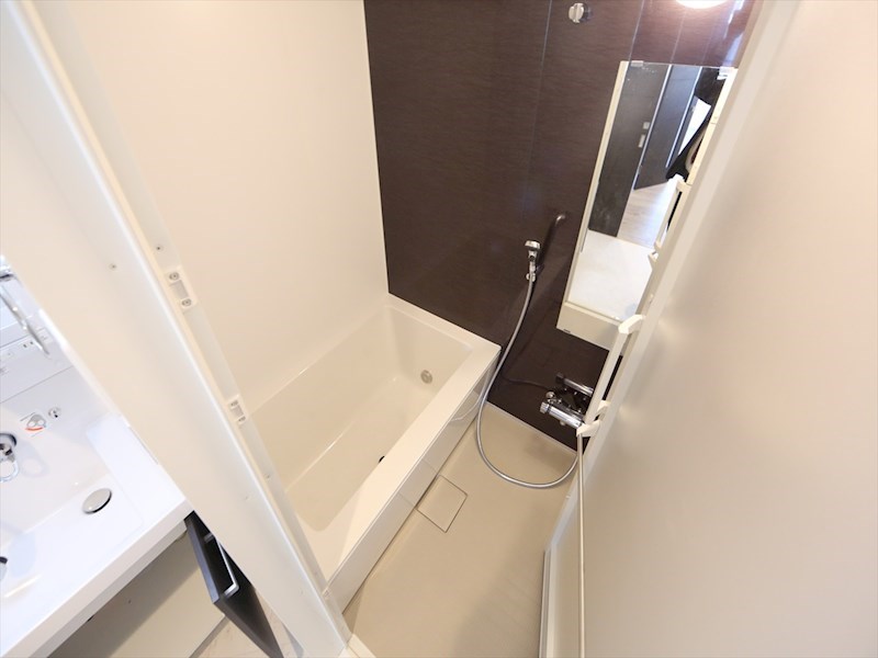 バス・シャワールーム　バスルーム　浴室暖房乾燥機付き