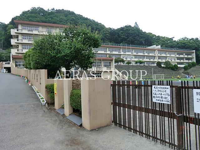 小学校　青梅市立第一小学校（小学校）まで929m