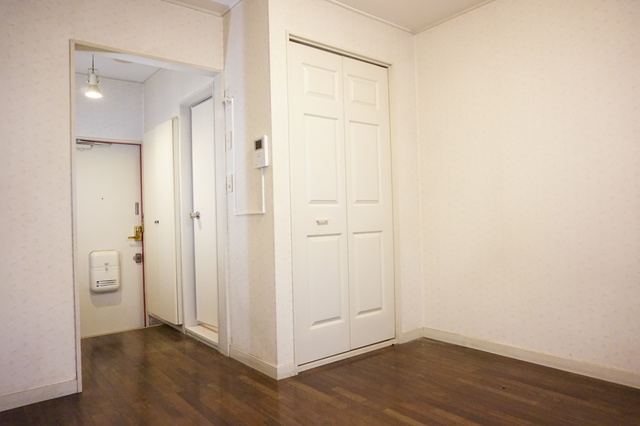 その他部屋・スペース　フローリング調の清潔感あるお部屋☆