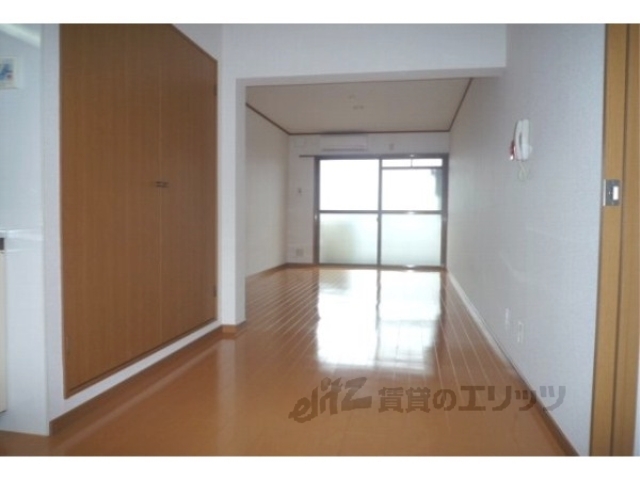 居室・リビング　洋室