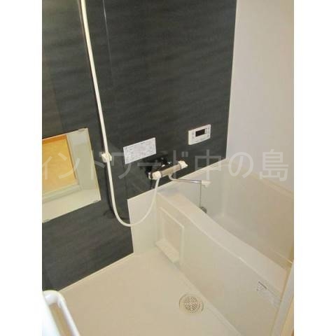 バス・シャワールーム　詳細は、ウィンドワード中の島店までご相談下さい。