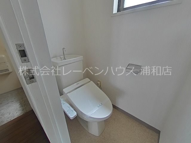 トイレ　照明OFF