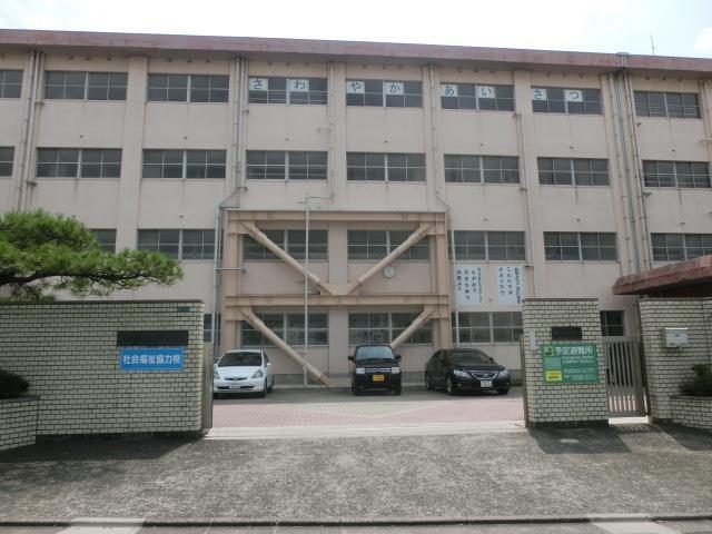 小学校　北小倉小学校（小学校）まで400m