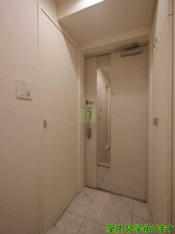 玄関　別部屋の画像になります