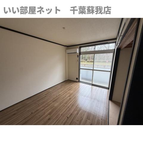 その他部屋・スペース　明るい洋室です