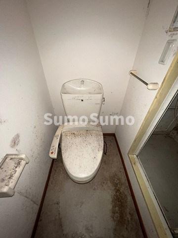 トイレ　落ち着いたトイレです