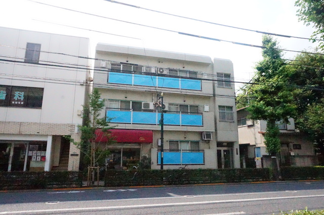 建物外観　中央線「三鷹駅」より徒歩９分の物件です！