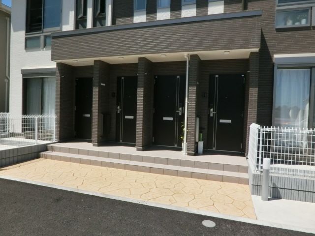 エントランス　お部屋へはこちらから