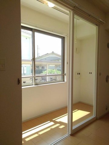 その他部屋・スペース　サンルーム。雨の日や冬でも安心して洗濯物が干せます！
