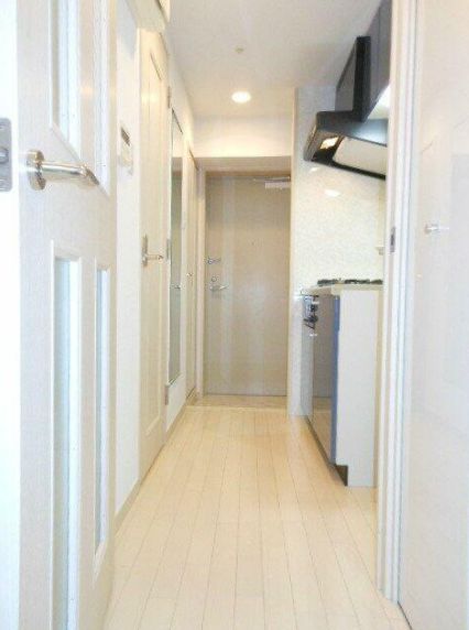 玄関　弊社は都内全域の物件をご紹介可能です！