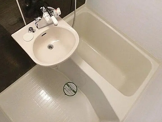 バス・シャワールーム　別部屋の画像を使用しております。