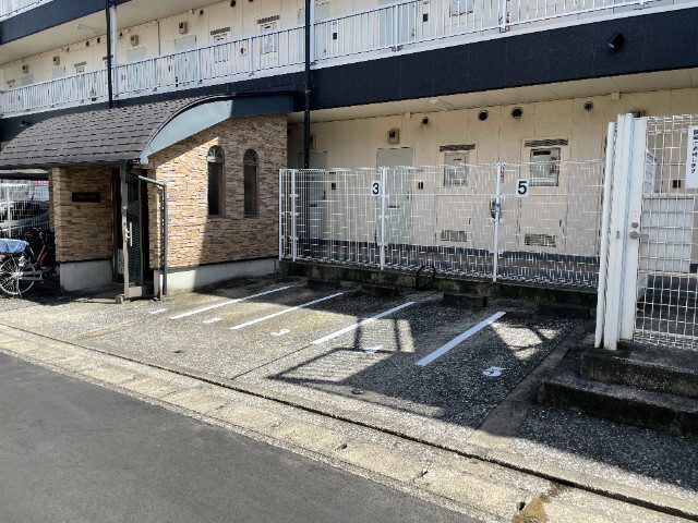 駐車場　バイク置場