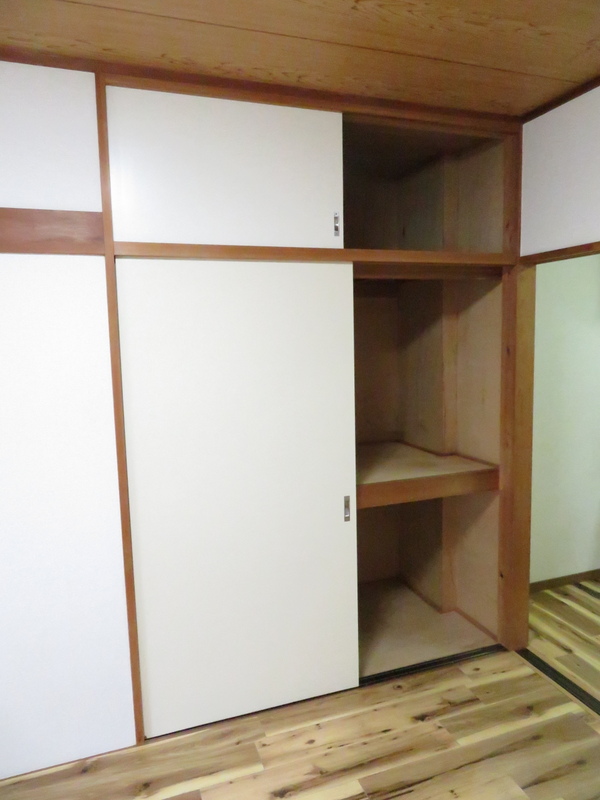 収納　洋室に収納あり