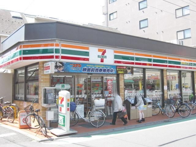 コンビニ　セブンイレブン（コンビニ）まで325m