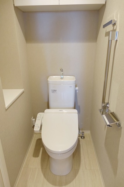 トイレ　※写真は同タイプ住戸です。