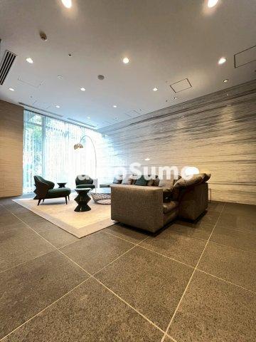 ロビー　建物の内部です