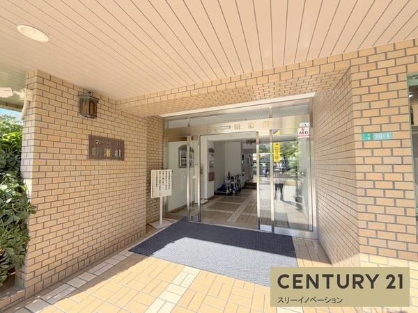 エントランス　★管理室もあって安心★