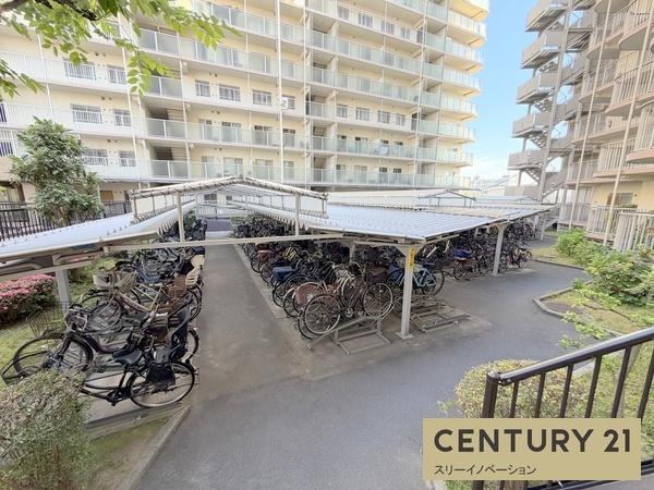 駐車場　★屋根付き駐輪場★