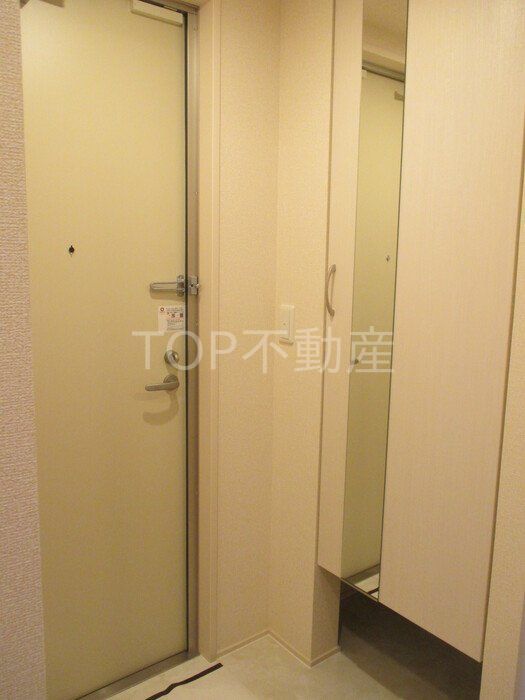 玄関　物件画像