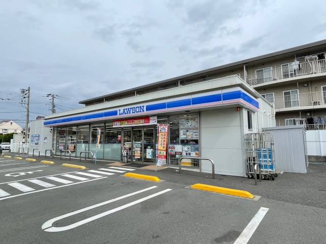 コンビニ　ローソン沼津東椎路北店（コンビニ）まで605m