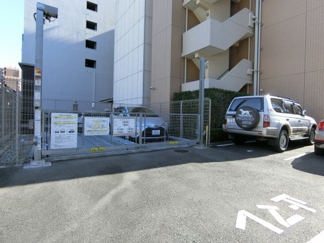 駐車場　詳細は、RISUMO江坂本店→06-6155-7137まで♪