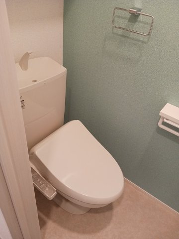 トイレ　ゆったりとした空間のトイレです
