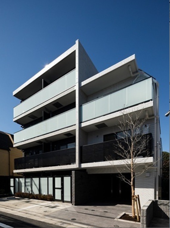 建物外観　2020年2月築　RC鉄筋コンクリート造地上4階建て1K 1