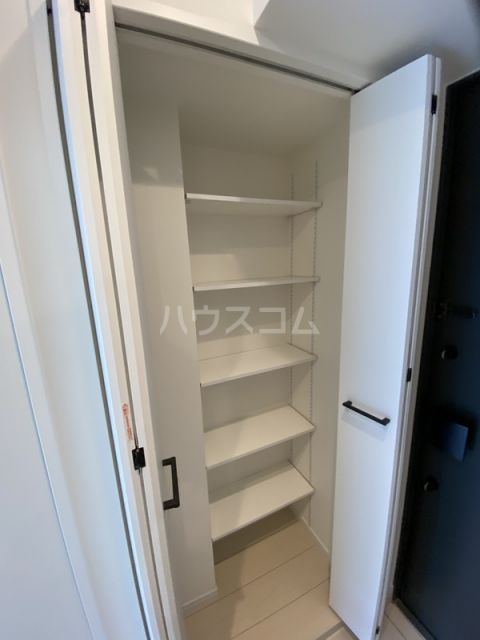 収納