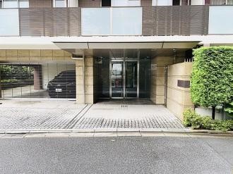 エントランス　こちらの物件は仲介手数料0.55ヶ月分でご紹介可能です★