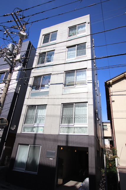 建物外観　出張等にも便利なオートロックのデザイナーズマンション★