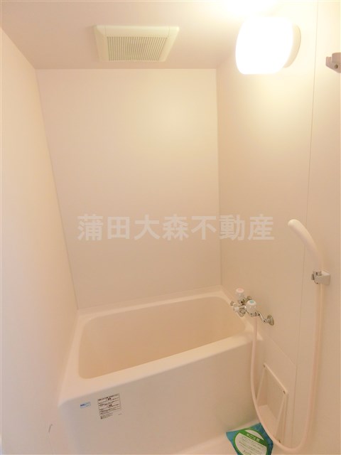 バス・シャワールーム　バスルーム　お風呂　浴室
