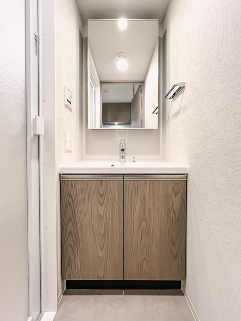 洗面設備　※写真は同タイプ住戸です。