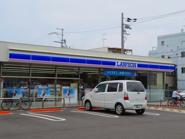 コンビニ　ローソン塚本1丁目店（コンビニ）まで258m