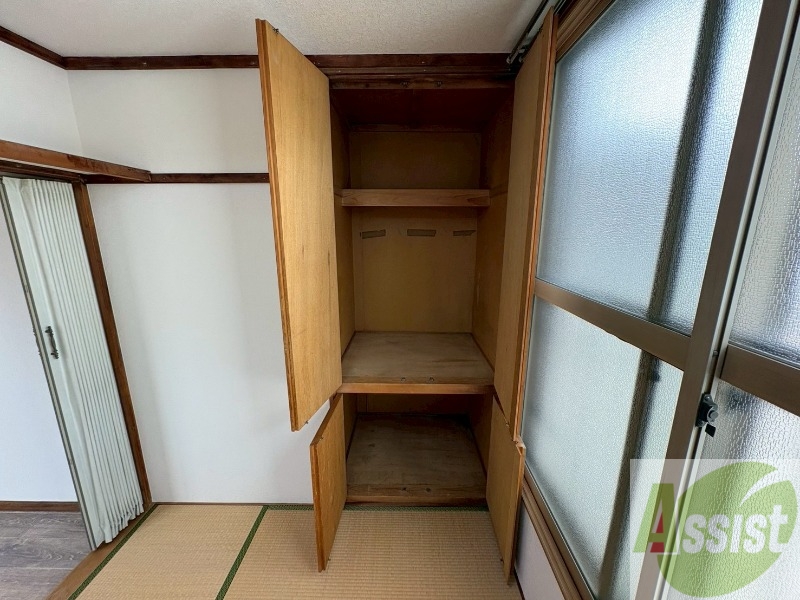 収納　こちらは収納です。物をしまう事ができますね！