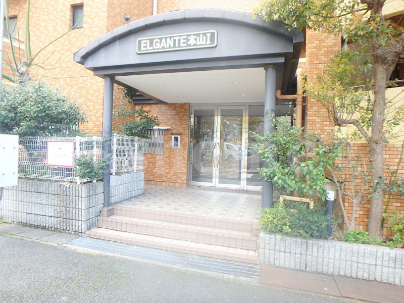 エントランス　建物入口