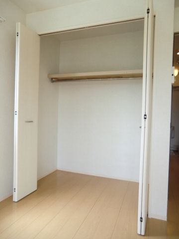 収納　クローゼット収納有