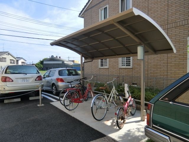 その他共有部分　屋根付き駐輪場