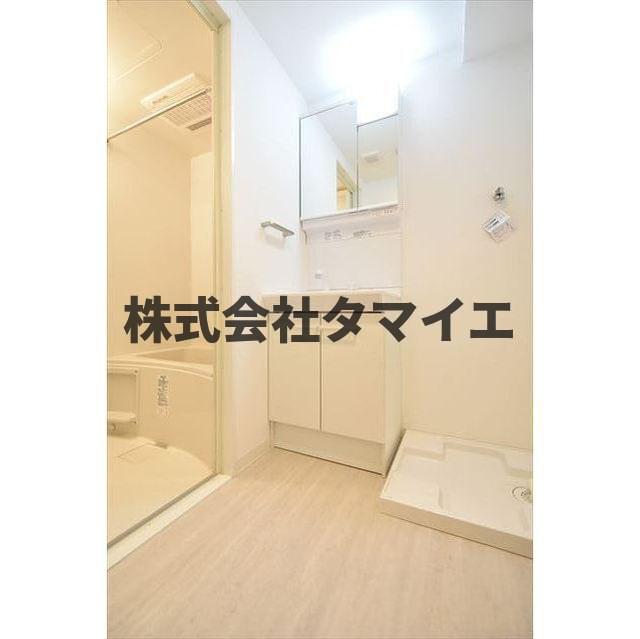 洗面設備　広い洗面スペース