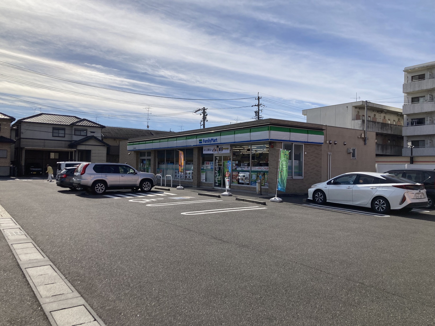 コンビニ　ファミリーマート瑞穂大西店（コンビニ）まで439m