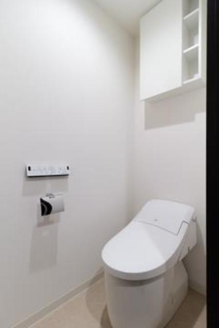トイレ　※写真は同タイプ住戸です。