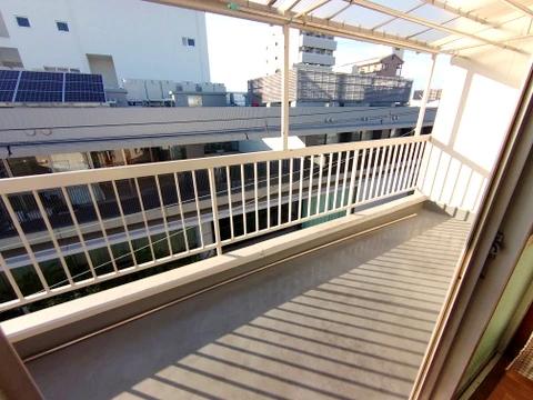 バルコニー　バルコニー付き