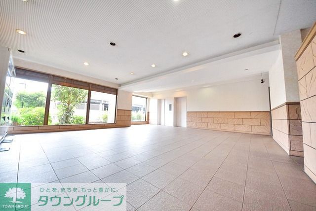エントランス　お部屋探しは【タウンハウジング蘇我店】にお任せ下さい♪