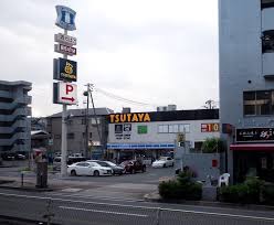 コンビニ　ローソン巽北3丁目店（コンビニ）まで77m