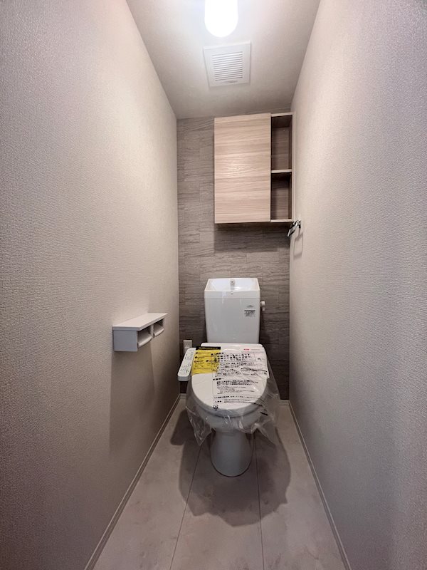 トイレ　※別号室の写真です。