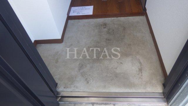 玄関　同物件別部屋です
