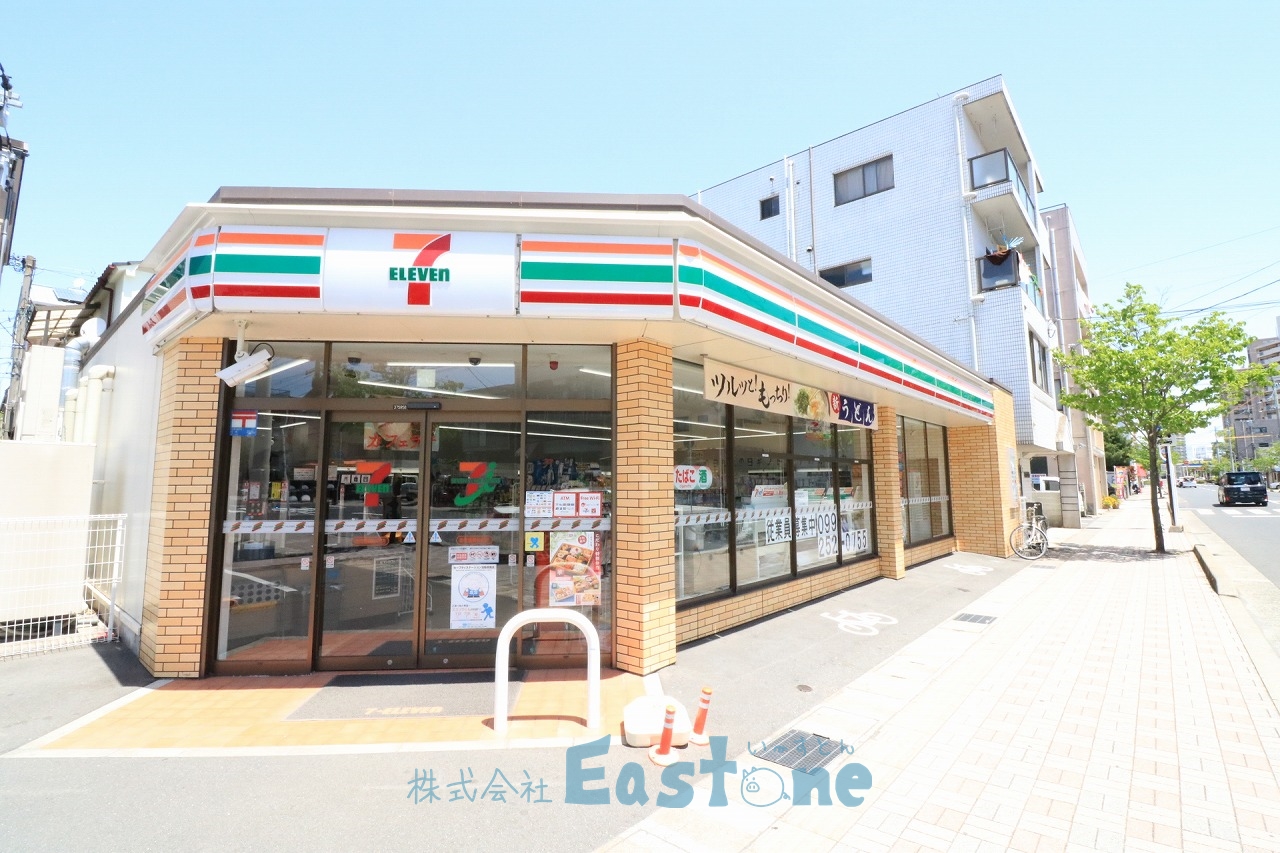コンビニ　セブンイレブン鹿児島真砂町店（コンビニ）まで337m