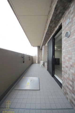 バルコニー　リーガル靭本町