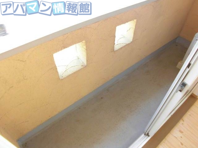 バルコニー　※別号室のお写真になります