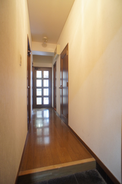 玄関　玄関から見たお部屋です♪