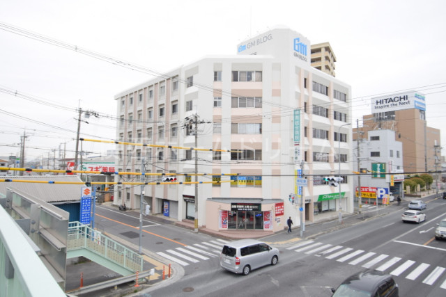 建物外観　外観写真（昼）